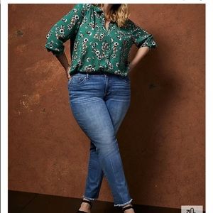 Torrid boyfriend raw hem Jeans plus size 18